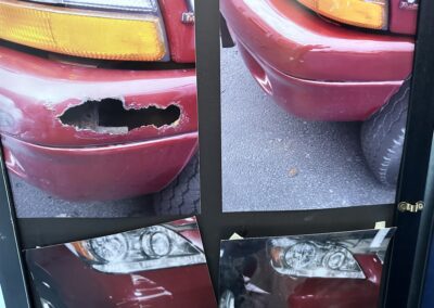 showing difference between the damage car and repair one